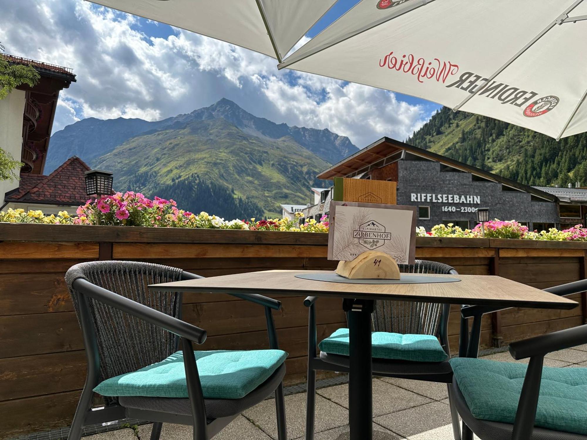 Hotel Zirbenhof Sankt Leonhard im Pitztal Dış mekan fotoğraf